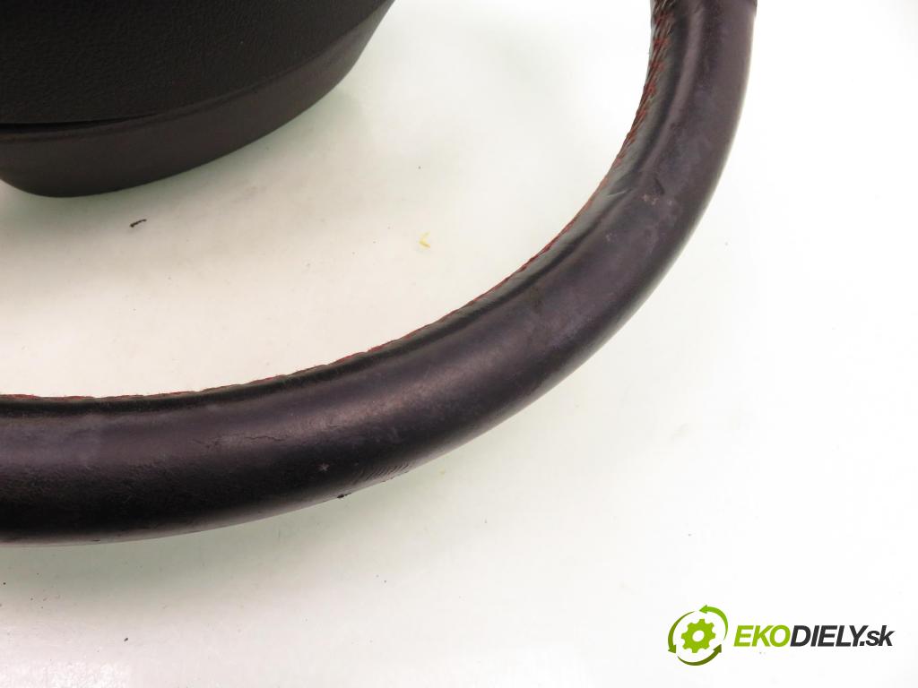 VW GOLF V (1K1) HB 2005 77,00 1.9 TDI - BXE 1896,00 Volant  (Volanty)