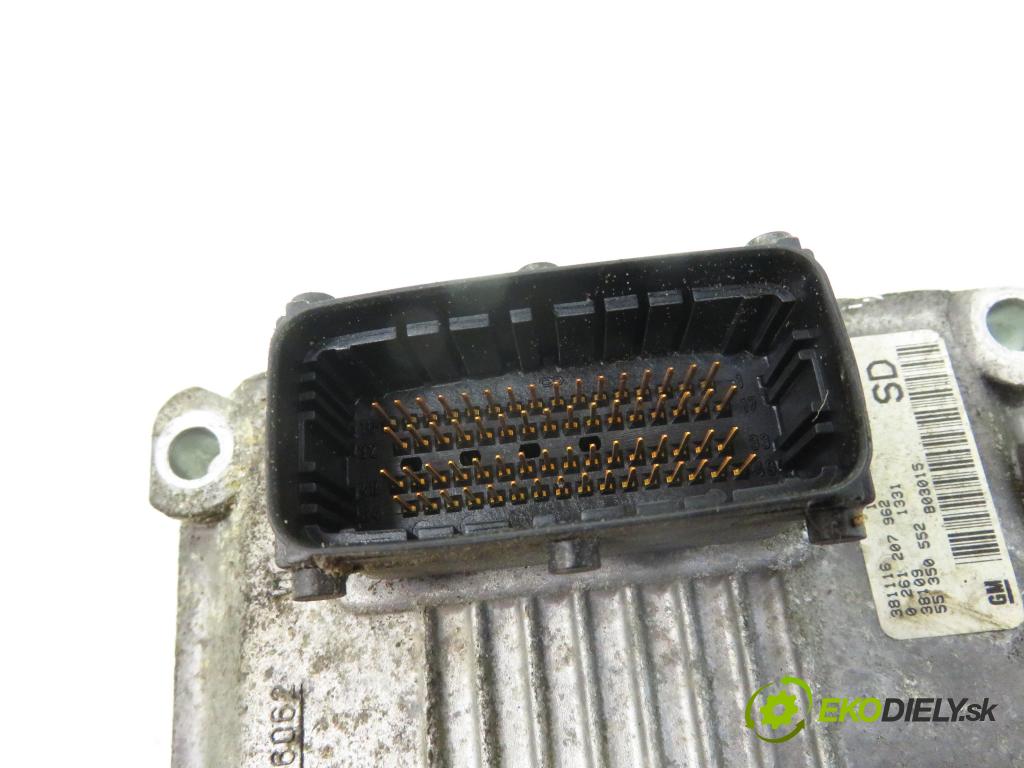 OPEL CORSA C (X01) HB 2003 55,00 1.2 16V 75 - Z 12 XE 1199,00 Riadiaca jednotka Motor 0261207962 ; 55350552