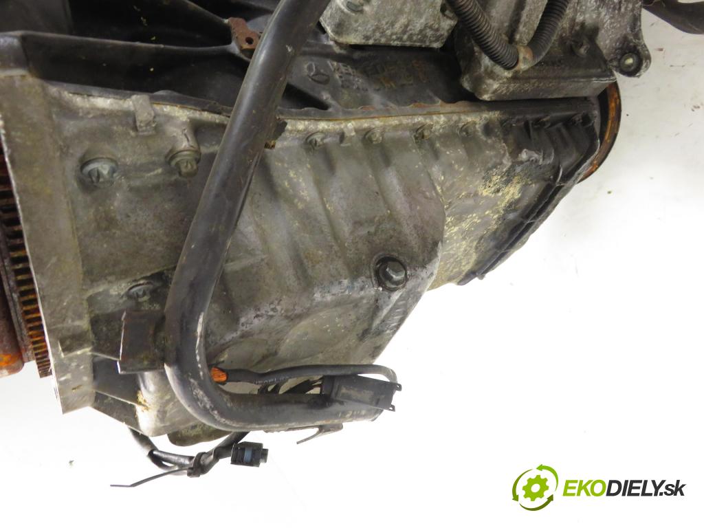 MERCEDES-BENZ KLASA C (W203) SEDAN 2000 120,00 C 200 Kompressor (203.045) - M 111.955 1998,00 Motor benz. M111951