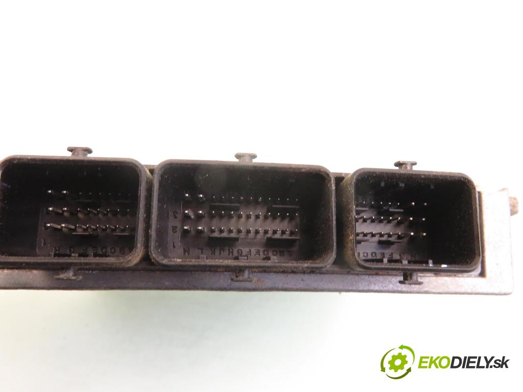 RENAULT LAGUNA II (BG0/1_) LIFTBACK 2002 89,00 1.8 16V 121 - F4P 770 1783,00 Riadiaca jednotka Motor 8200164728 ; 8200153837