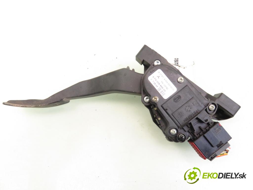 MITSUBISHI COLT VI (Z3_A, Z2_A) HB 2004 70,00 1.3 MIVEC 95 - 4A90 1332,00 Potenciometer plynového pedálu A4543000304 ; 6PV00886600 ; MN125792 (Pedále)