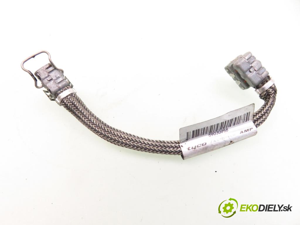 RENAULT LAGUNA II Grandtour (KG0/1_) KOMBI 2002 88,00 1.9 dCi (KG0G) - F9Q 670 1870,00 XENON 89030958 ; 0953726