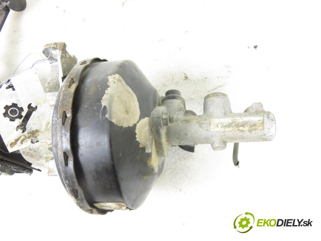 SMART FORTWO Coupe (450) HB 1999 45,00 0.6 R3 (450.332) - M 160.910 599,00 Posilovač 0204020016 ; 0009730V002 ; 0012154V001 (Servočerpadlá, pumpy riadenia)