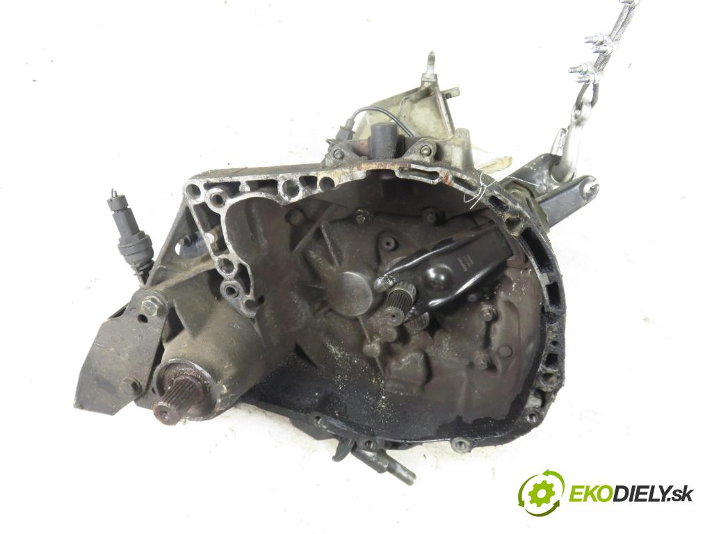RENAULT CLIO II (BB_, CB_) HB 1998 55,00 1.4 (B/CB0C) - E7J 780 1390,00 Prevodovka MANUALNA JB1958