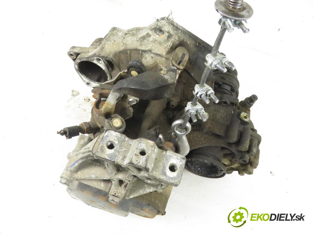 AUDI A3 (8L1) HB 2000 66,00 1.9 TDI 90 - ALH 1896,00 Prevodovka MANUALNA EBJ