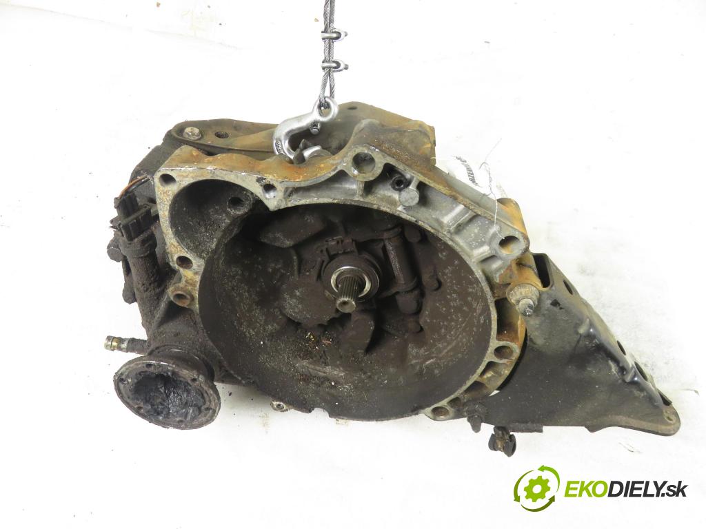 VW GOLF III (1H1) HB 1994 40,00 1.4 - AEX 1390,00 Prevodovka MANUALNA CHL