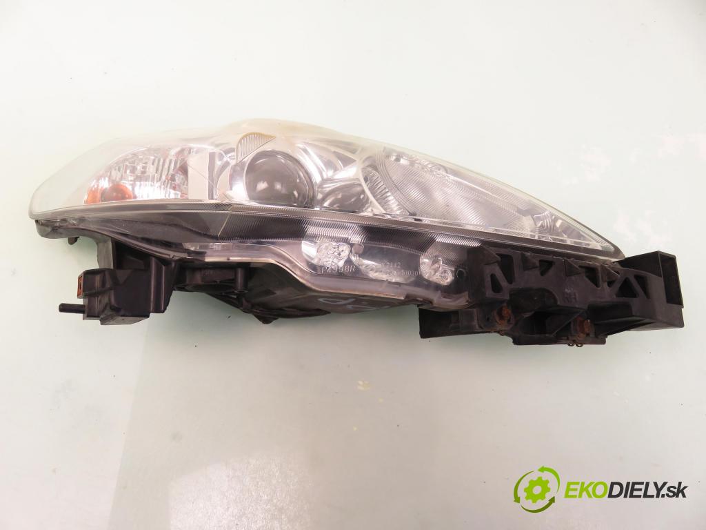 MAZDA 5 (CR19) MINIVAN 2006 81,00 2.0 MZR-CD 110 - RF7J 1998,00 Svetlo PP P5115R