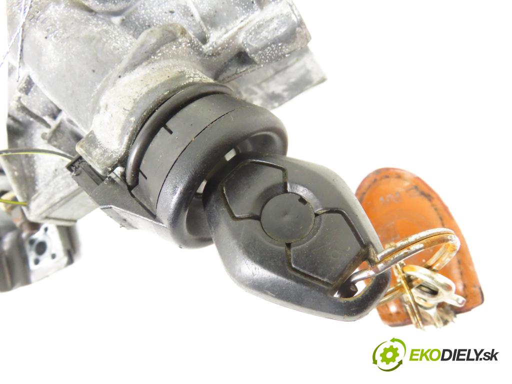 BMW 3 (E46) SEDAN 2000 77,00 316 i 105 - M43 B19 (194E1) 1895,00 Hriadeľ, tyč volantu 042119006 ; 6751670 (Tyče riadenia (volantu))