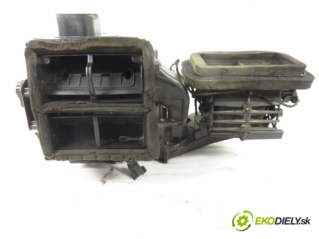 FIAT DUCATO Furgon (250_, 290_) FURGON 2007 88,00 120 Multijet 2.3 D - F1AE0481D 2287,00 Výhrevné teleso, radiátor kúrenia vody 5E1720300 ; 5E1620300 ; 168320200