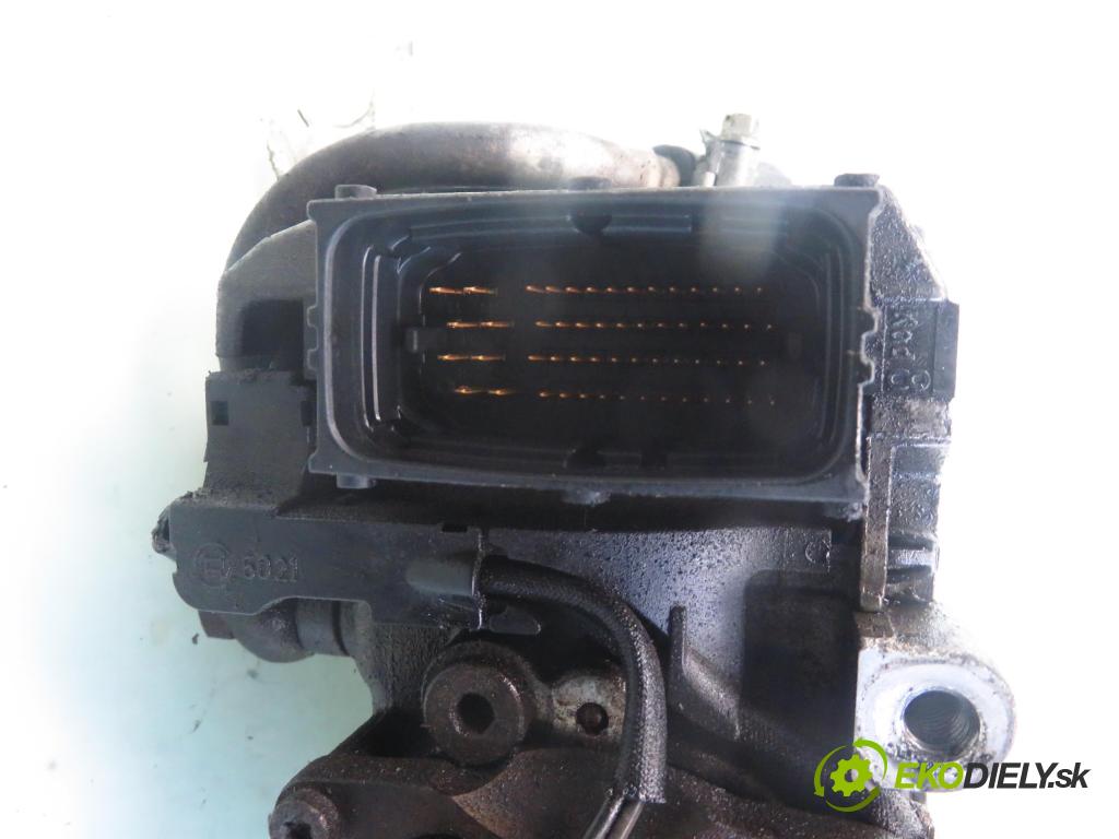 OPEL VECTRA C (Z02) LIFTBACK 2002 92,00 2.2 DTI 16V 125 - Y 22 DTR 2172,00 Pumpa vstrekovacia 0470504205 (Vstrekovacie čerpadlá)