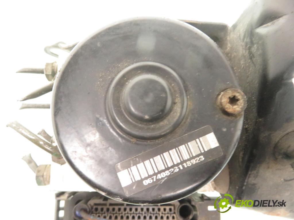 FORD FIESTA V (JH_, JD_) HB 2002 50,00 1.4 TDCi 8V 68 - F6JA 1399,00 Pumpa ABS 2S612M110CD ; D351437A0Z01 (Pumpy ABS)