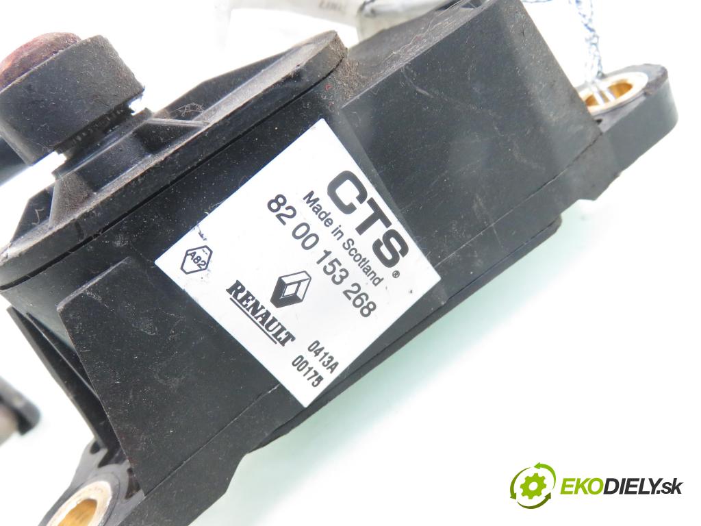 RENAULT MEGANE II (BM0/1_, CM0/1_) HB 2003 88,00 1.9 dCi 120 - F9Q 800 1870,00 Potenciometer plynového pedálu 8200153268 (Pedále)