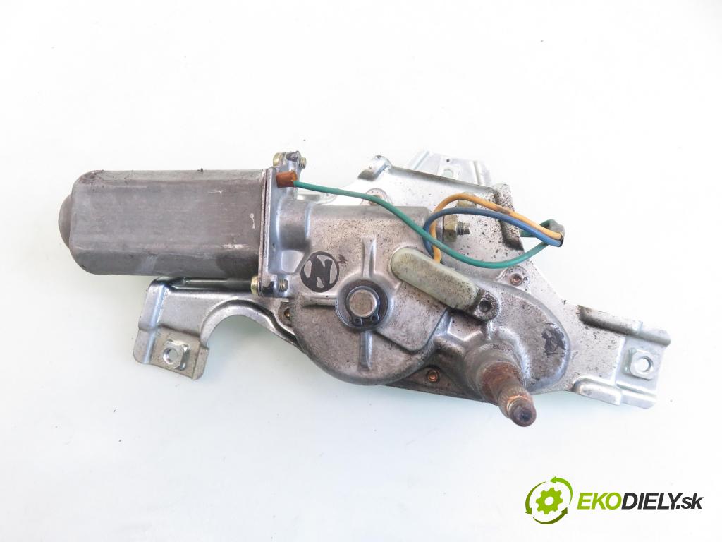 SUZUKI ALTO (FF) HB 2003 46,00 1.1 (RF410) - F10DN 1061,00 motorek stěrače ZADNÍ: SR1592004850 ; 38810M76G00