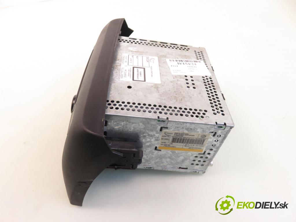 FIAT STILO (192_) HB 2002 59,00 1.9 JTD (192_XF1A) - 192 A3.000 1910,00 RADIO CD 735392561 ; VP4FCF18C838BA