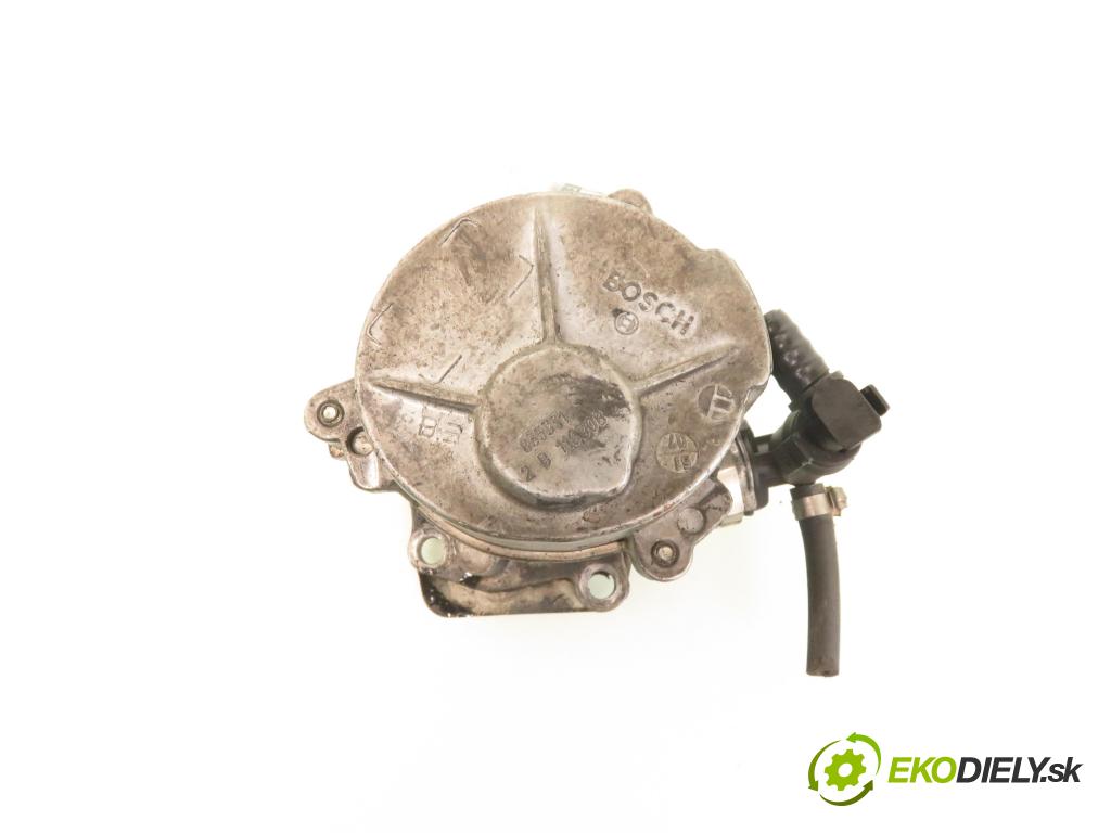 RENAULT SCENIC II (JM0/1_) MINIVAN 2003 88,00 1.9 DCI - F9Q 812 1870,00 pumpa vakuová 835331