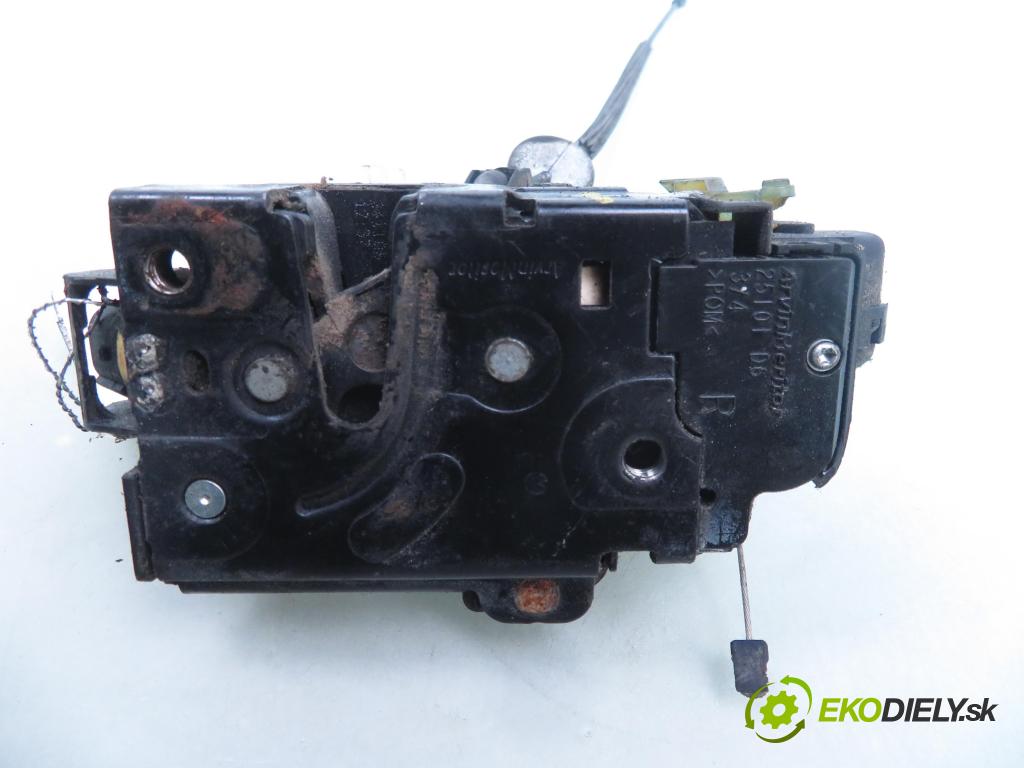 VW CADDY III Furgon (2KA, 2KH, 2CA, 2CH) FURGON 2006 59,00 1.4 - BUD 1390,00 zámok 3B1837016BR ; 25101D6