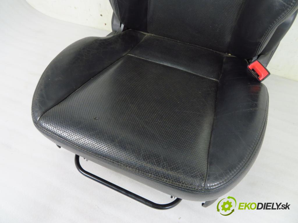 KIA SPORTAGE (JE_, KM_) SUV 2005 83,00 2.0 CRDi - D4EA 1991,00 Sedadlo CESTUJÚCI/PP