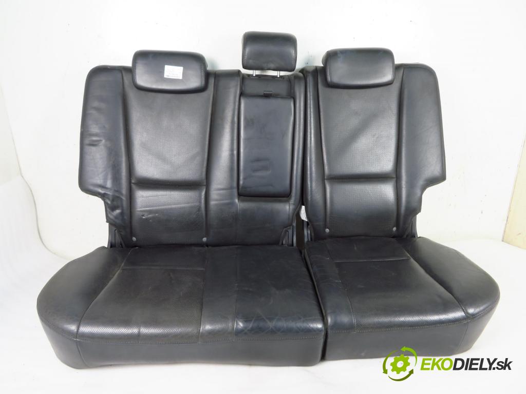 KIA SPORTAGE (JE_, KM_) SUV 2005 83,00 2.0 CRDi - D4EA 1991,00 Sedadlo zadná
