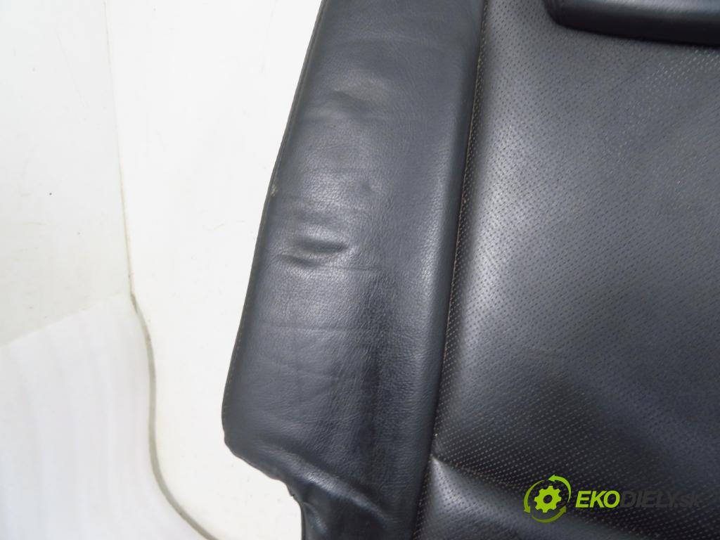 KIA SPORTAGE (JE_, KM_) SUV 2005 83,00 2.0 CRDi - D4EA 1991,00 Sedadlo zadná