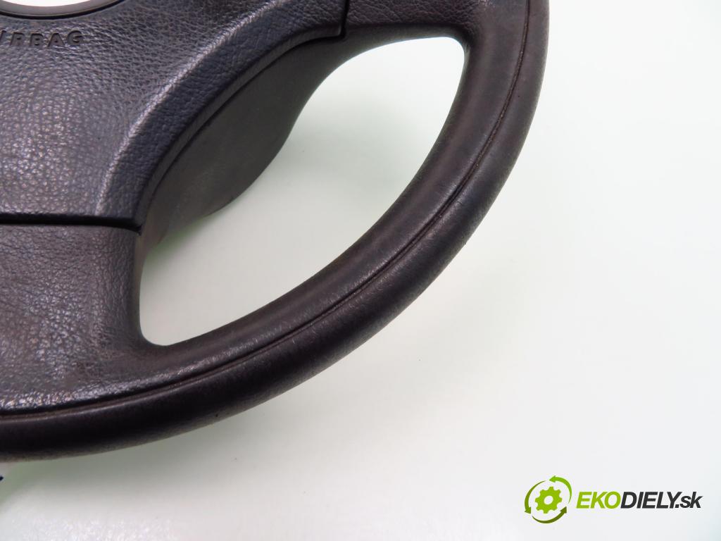 VW BORA (1J2) SEDAN 2003 74,00 1.9 TDI PD 101 - ATD 1896,00 Volant  (Volanty)