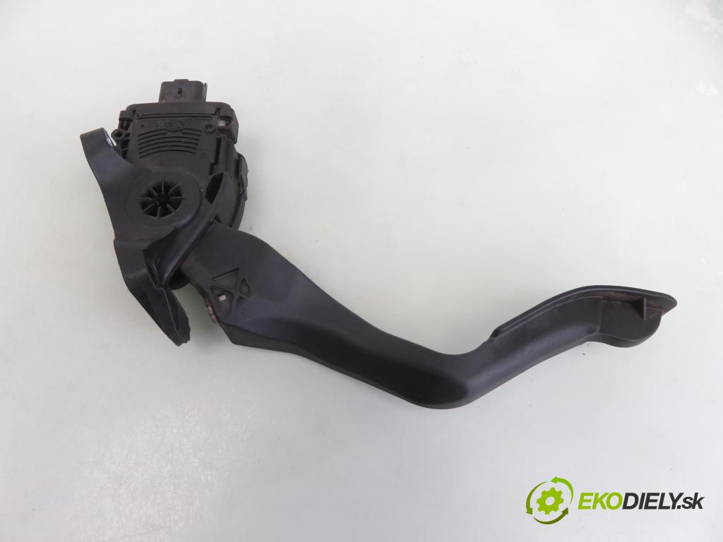 CITROEN C3 I (FC_) HB 2004 50,00 1.4 HDi 8V - 8HX 1398,00 Potenciometer plynového pedálu 968153038000 ; 6PV00908301 (Pedále)