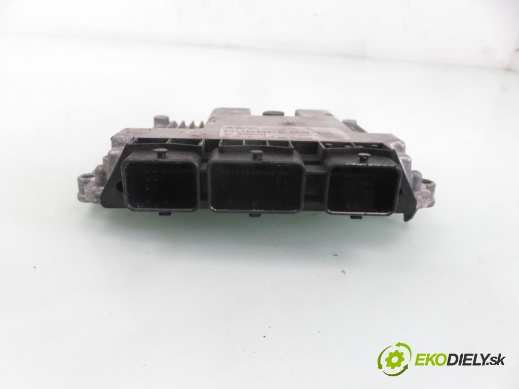 FORD FOCUS II (DA_, HCP) HB 2005 80,00 1.6 TDCi - G8DB 1560,00 Riadiaca jednotka Motor 3U7112A650SA ; 0281011618 ; 1039S18622