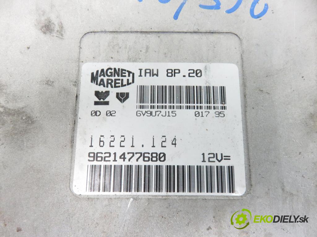 PEUGEOT 306 (7B, N3, N5) HB 1995 89,00 2.0 ST - RFX (XU10J2) 1998,00 Riadiaca jednotka Motor 9621477680 ; GV9U7J15