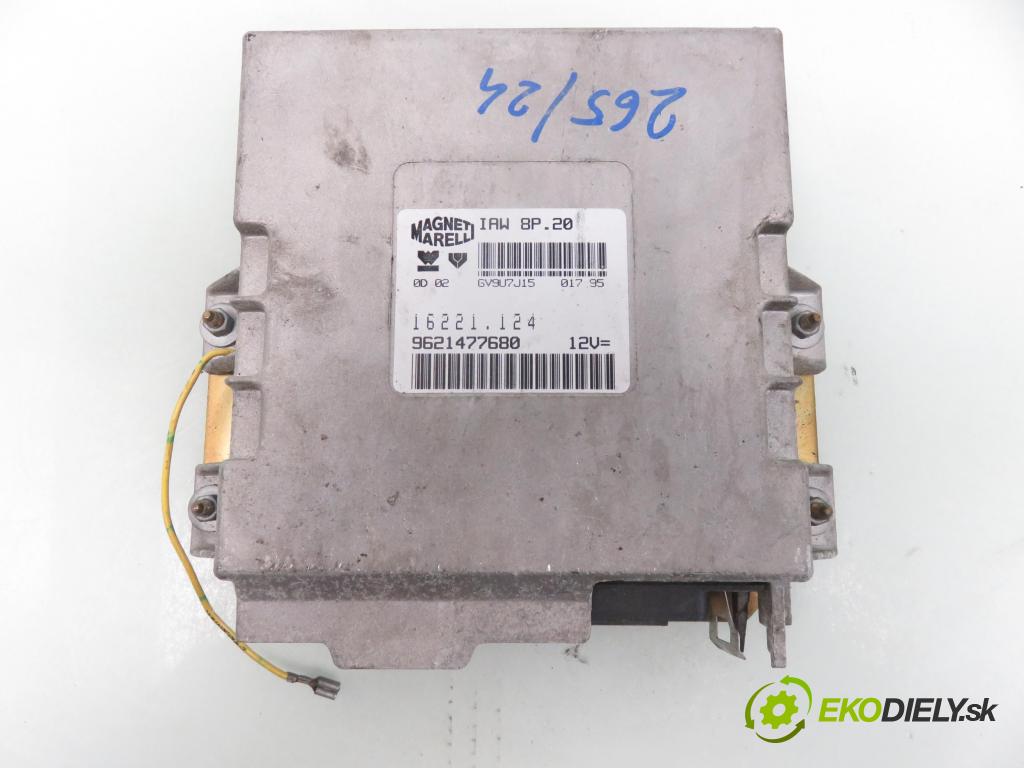 PEUGEOT 306 (7B, N3, N5) HB 1995 89,00 2.0 ST - RFX (XU10J2) 1998,00 Riadiaca jednotka Motor 9621477680 ; GV9U7J15