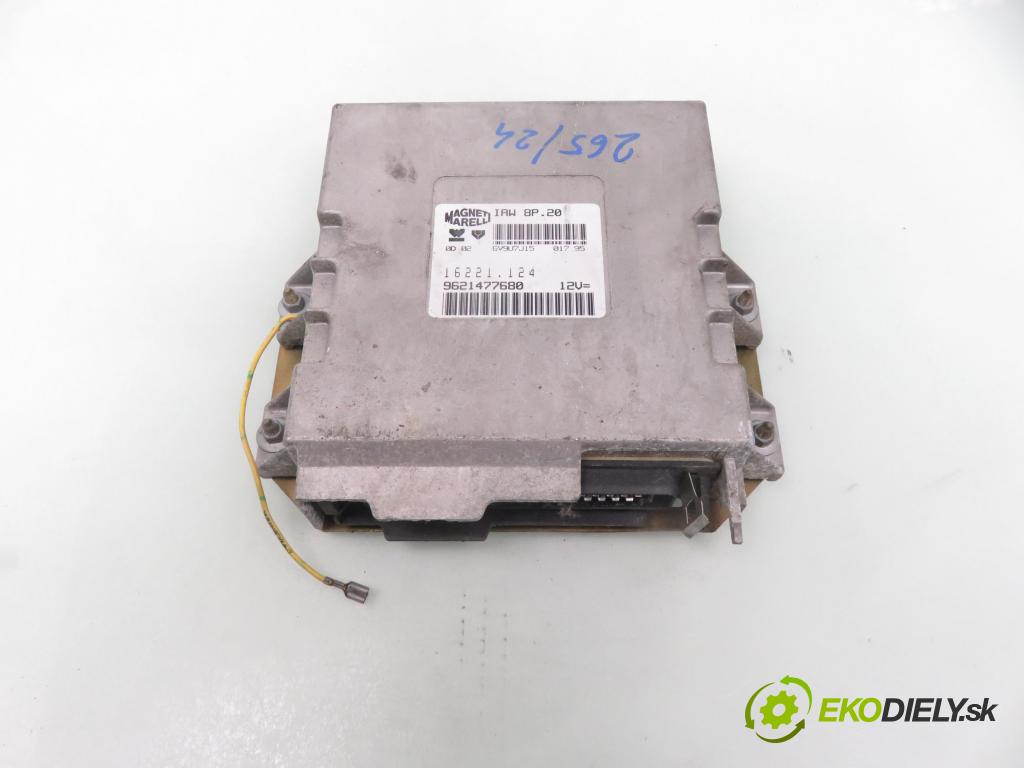 PEUGEOT 306 (7B, N3, N5) HB 1995 89,00 2.0 ST - RFX (XU10J2) 1998,00 Riadiaca jednotka Motor 9621477680 ; GV9U7J15