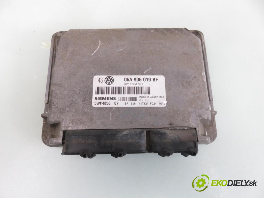 VW GOLF IV (1J1) HB 1998 74,00 1.6 - AEH 1595,00 Riadiaca jednotka Motor 06A906019F ; 5WP485807