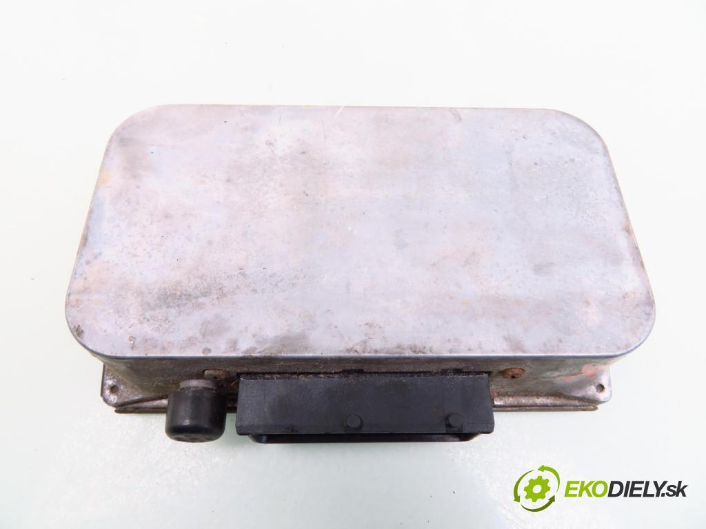 RENAULT LAGUNA II Grandtour (KG0/1_) KOMBI 2001 152,00 3.0 V6 24V (KG0D) - L7X 731 2946,00 Riadiaca jednotka prevodovky 8200230395