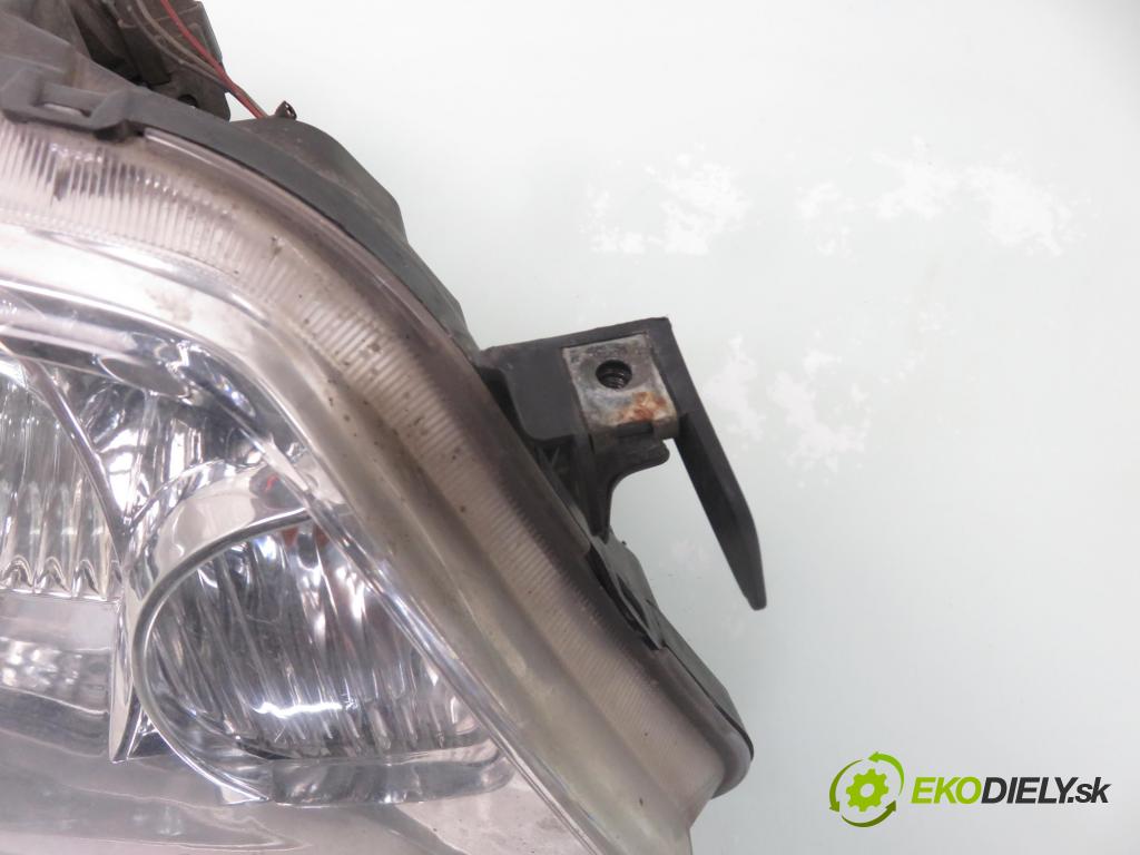 MAZDA 323 F VI (BJ) HB 2001 72,00 1.6 - ZM 1598,00 Svetlo PP P1364R