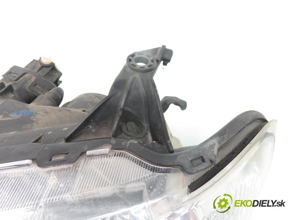 MAZDA 323 F VI (BJ) HB 2001 72,00 1.6 - ZM 1598,00 Svetlo LP P1364L
