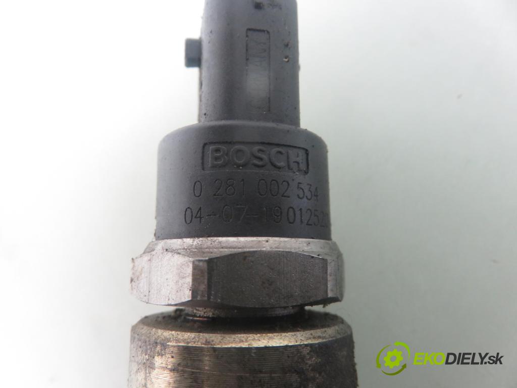 FIAT DOBLO nadwozie wielkoprzestrzenne (MPV) (119_, 223_) FURGON 2004 51,00 1.3 JTD 16V - 188 A9.000 1248,00 Lišta vstrekovacia 0281002534 ; 0281002584 (Vstrekovacie lišty)