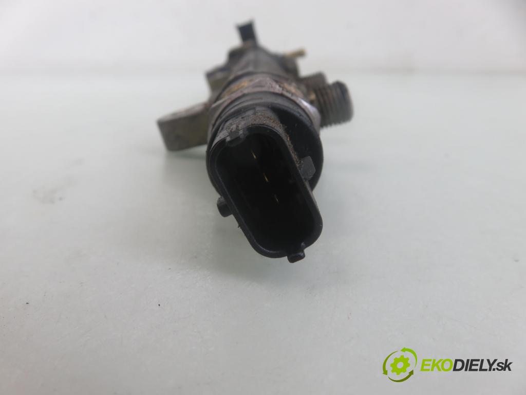 FIAT DOBLO nadwozie wielkoprzestrzenne (MPV) (119_, 223_) FURGON 2004 51,00 1.3 JTD 16V - 188 A9.000 1248,00 Lišta vstrekovacia 0281002534 ; 0281002584 (Vstrekovacie lišty)