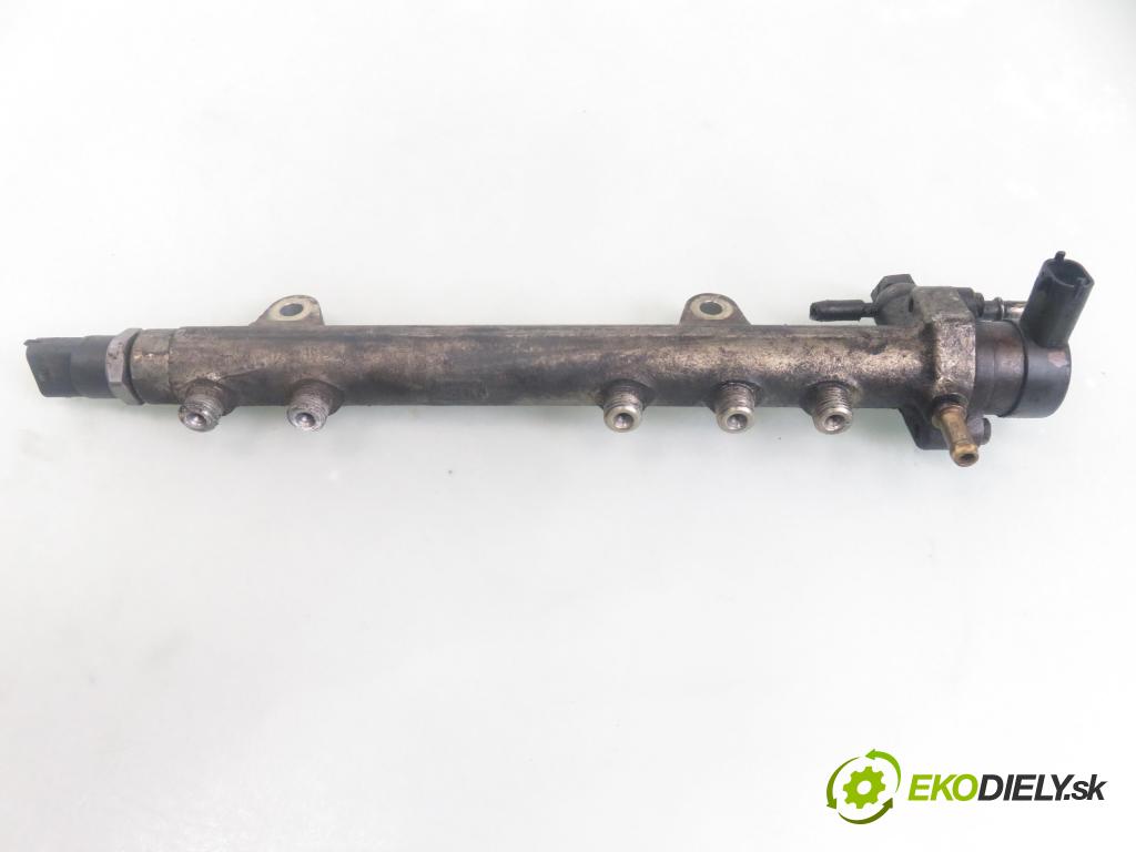 FIAT DOBLO nadwozie wielkoprzestrzenne (MPV) (119_, 223_) FURGON 2004 51,00 1.3 JTD 16V - 188 A9.000 1248,00 Lišta vstrekovacia 0281002534 ; 0281002584 (Vstrekovacie lišty)