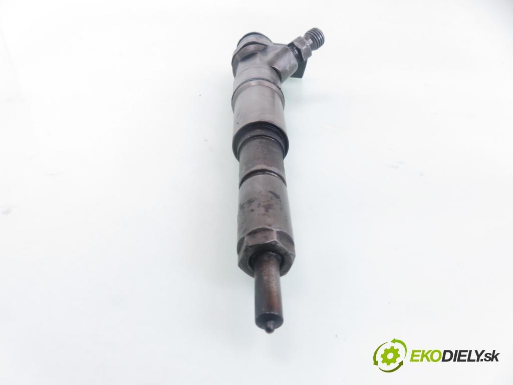 BMW 3 Touring (E46) KOMBI 2002 85,00 318 d 116 - M47 D20 (204D4) 1995,00 vstrekovač 0445110149 ; 7790629 (Vstrekovač paliva)