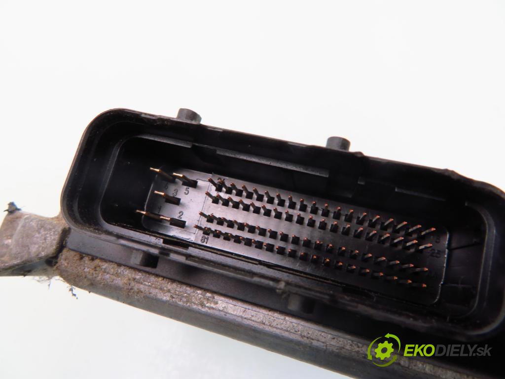 FIAT DOBLO nadwozie wielkoprzestrzenne (MPV) (119_, 223_) KOMBIVAN 2001 74,00 1.9 JTD 100 - 182 B9.000 1910,00 Riadiaca jednotka Motor 0281010344 ; 73501235