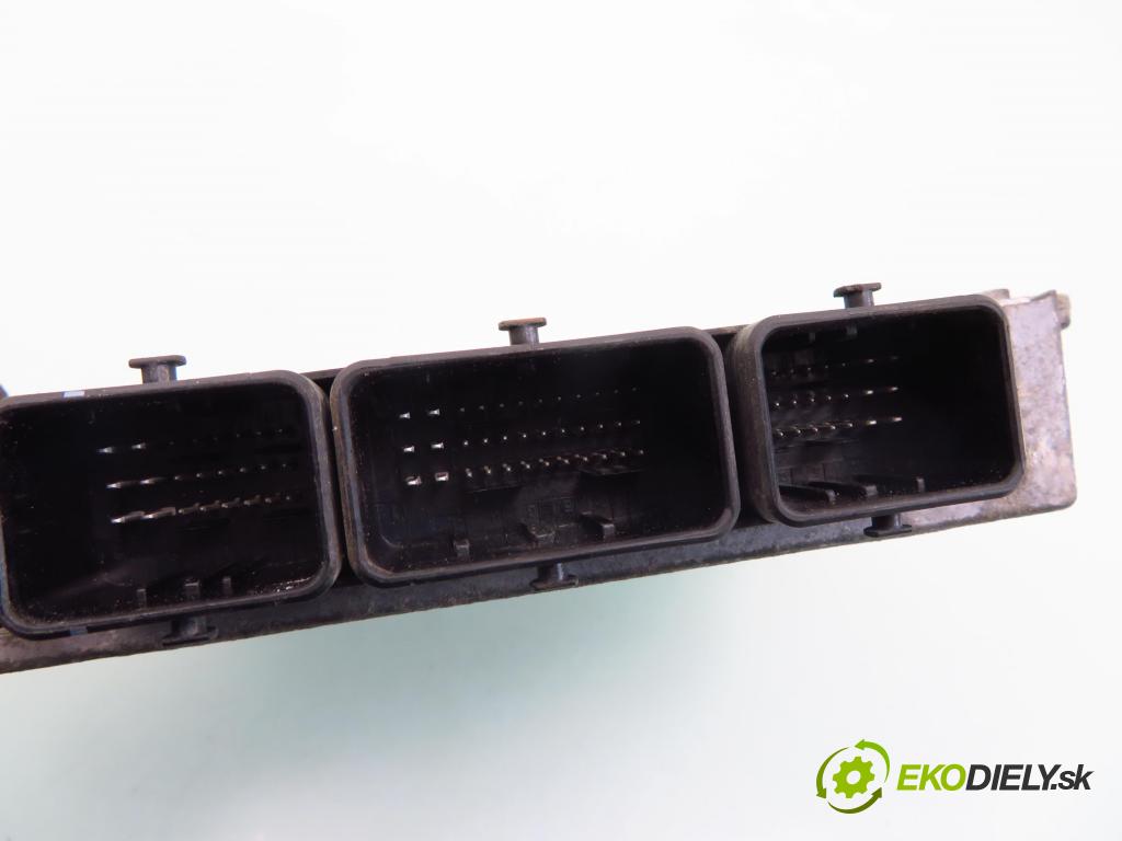 PEUGEOT 206 liftback (2A/C) HB 1999 55,00 1.4 75 - KFW 1360,00 Riadiaca jednotka Motor 9647759380 ; 9644625680