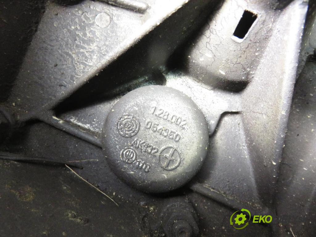 LADA NIVA (2121) TERENOWY 1987 55,00 1900 Diesel - XUD9SD 1905,00 Prevodovka MANUALNA AK132