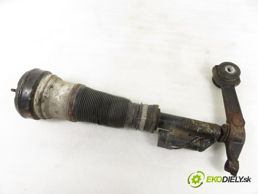 MERCEDES-BENZ KLASA S (W220) SEDAN 2001 165,00 S 320 (220.065, 220.165) - M 112.944 3199,00 MĚCHY nápravy C086053P7