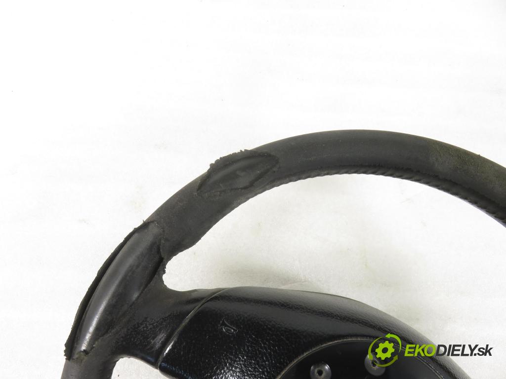 AUDI A6 Avant (4B5, C5) KOMBI 2001 125,00 2.4 - BDV 2393,00 Volant 4A0419091BB (Volanty)