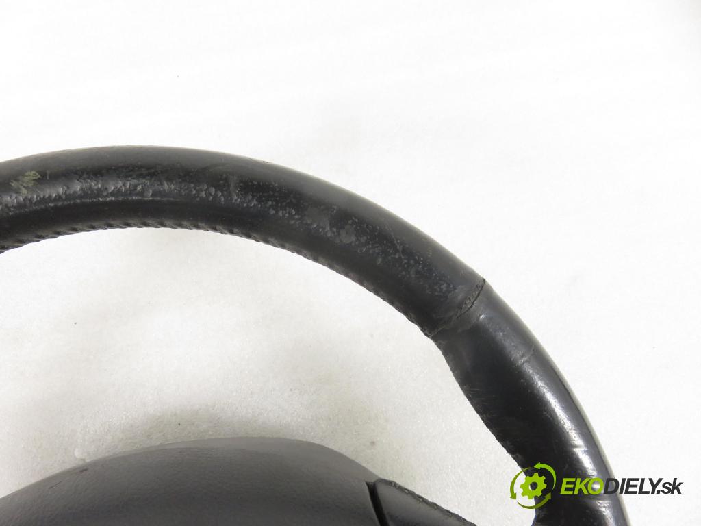 TOYOTA COROLLA Verso (_E12_) MINIVAN 2002 66,00 2.0 D-4D (CDE120_) - 1CD-FTV 1995,00 Volant  (Volanty)