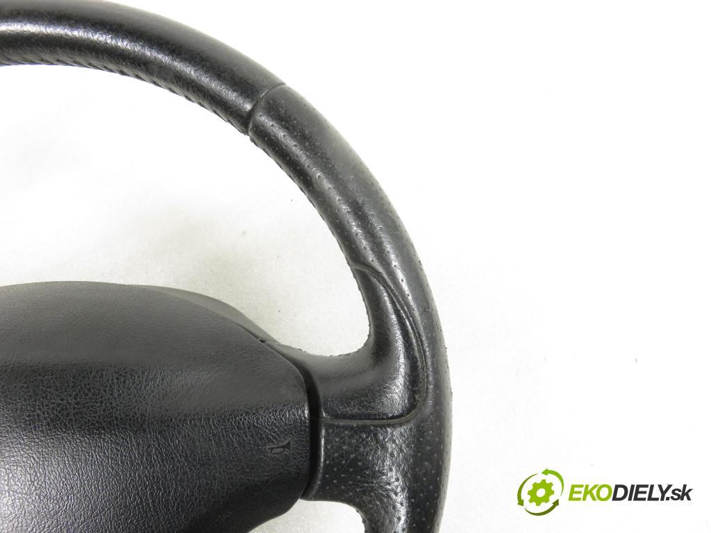 PEUGEOT 207 (WA_, WC_) HB 2006 80,00 1.6 16V 109 - NFU 1587,00 Volant  (Volanty)