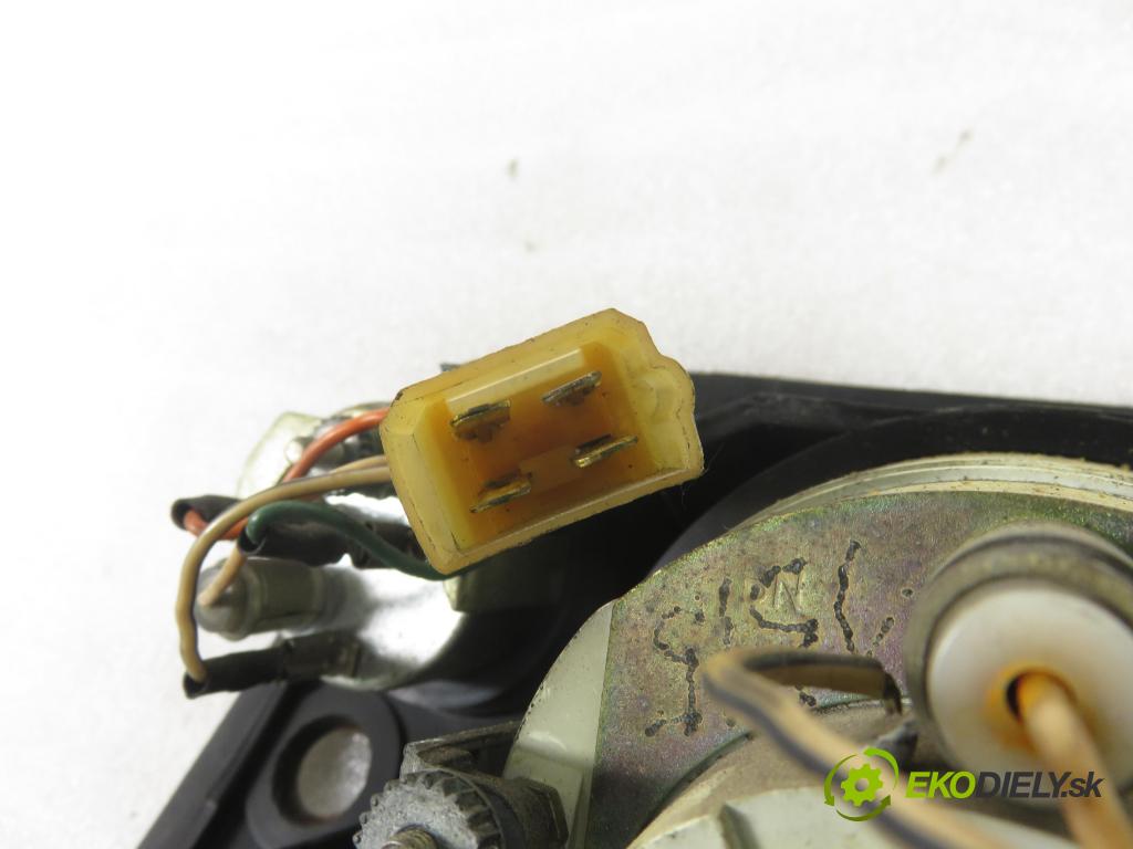 LADA NIVA (2121) TERENOWY 2000 59,00 1700 i 4x4 - BA3 21214 1690,00 Prístrojovka na ODKAZ: