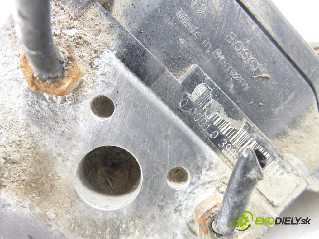 PEUGEOT 607 (9D, 9U) SEDAN 2000 98,00 2.2 HDI - 4HX (DW12TED4/FAP) 2179,00 Pumpa ABS 0265202418 ; 96328335 ; 0130108097 (Pumpy ABS)