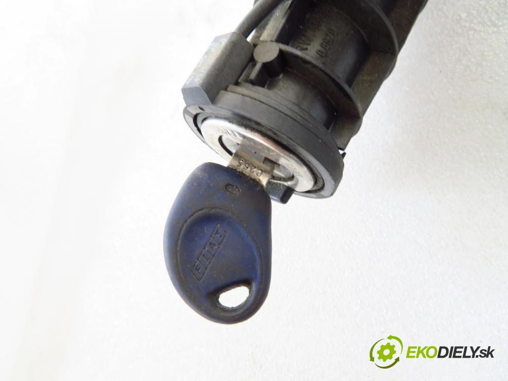 FIAT SEICENTO / 600 Van (287_) VAN 2005 40,00 1.1 (187CXB/C) - 176 B2.000 1108,00 Hriadeľ, tyč volantu 46514996  (Tyče riadenia (volantu))