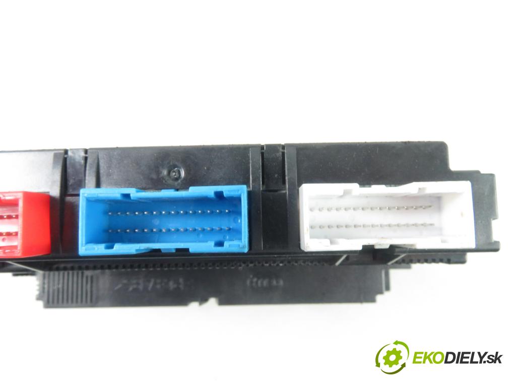 FORD GALAXY (WGR) MINIVAN 2004 103,00 2.3 16V - E5SB 2295,00 Panel kúrenia KLIMATRONIK YM2119988AAW ; 7M5907040L ; 5HB00796340