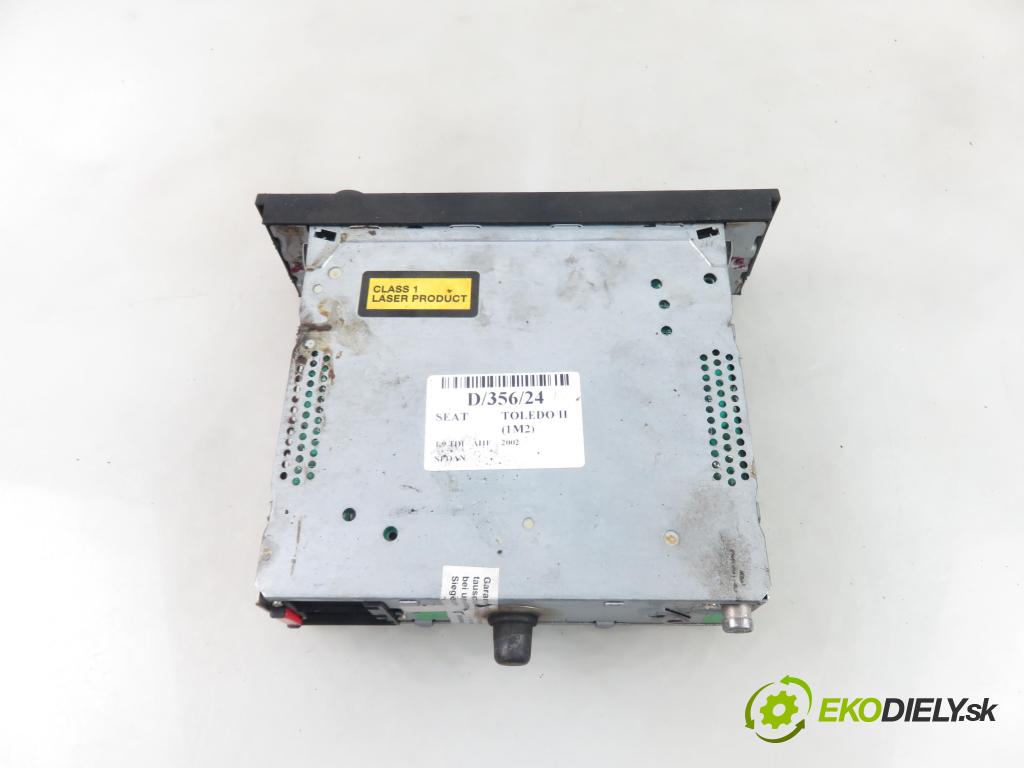 SEAT TOLEDO II (1M2) SEDAN 2002 81,00 1.9 TDI 110 - AHF 1896,00 RADIO CD 1M0035186D
