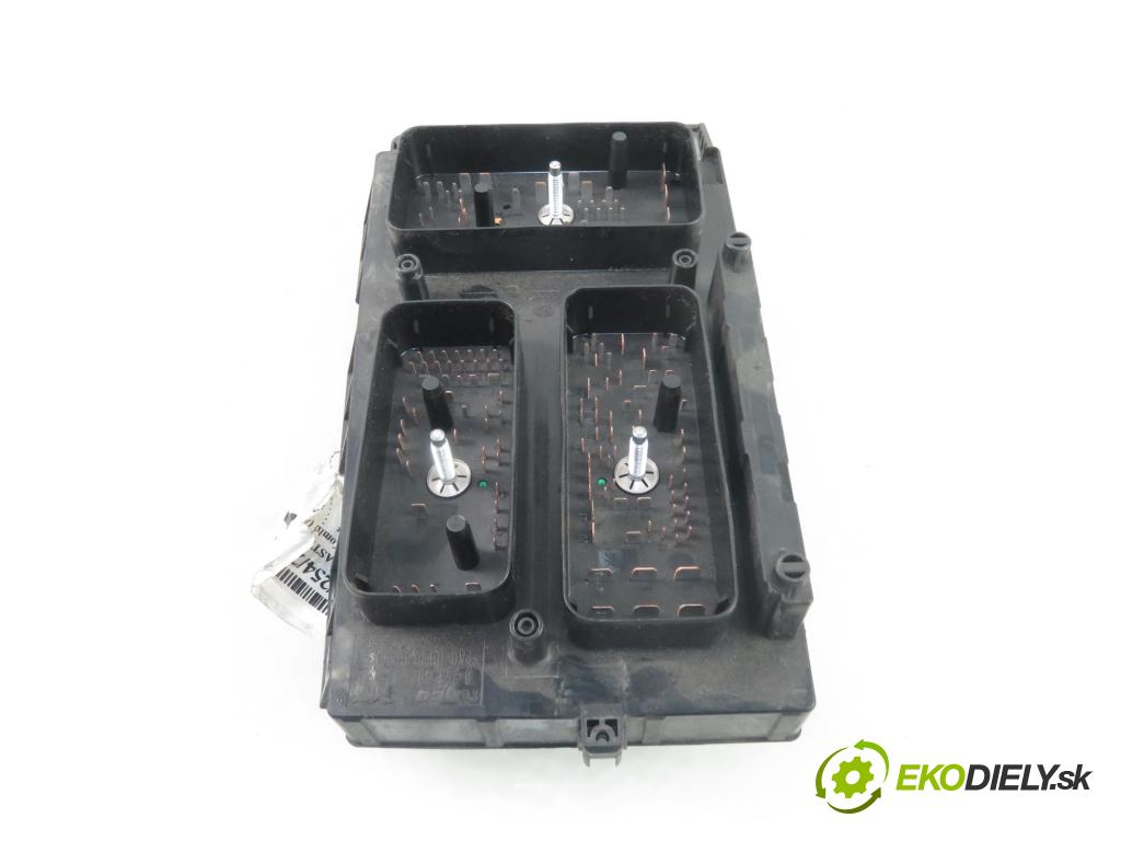 OPEL ASTRA H Kombi (A04) KOMBI 2005 0,00 1.6 - Z 16 XEP 1598,00 MODUL BSI 13206750 ; 5DK00866808